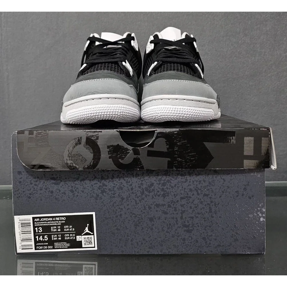 Air Jordan 4 Retro 